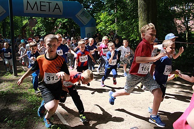 Zdjęcie do aktualności: Pobiegliśmy dla Łukasza. II eydcja akcji Biegamy! Pomagamy!